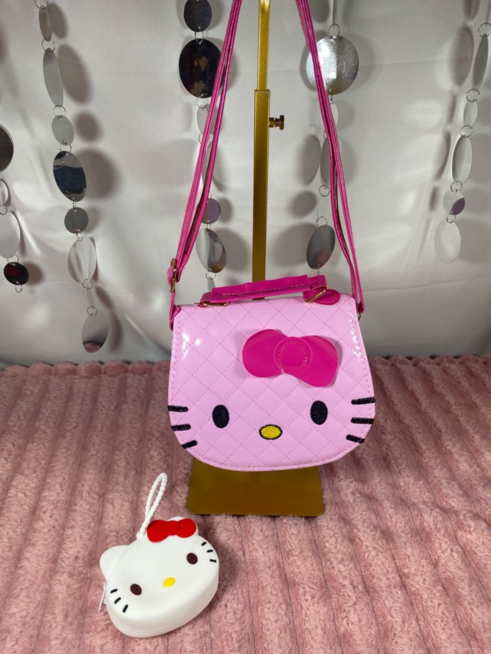 Hello Kitty Pink Quilted Crossbody Shoulder Bag with Matching Coin Purse
